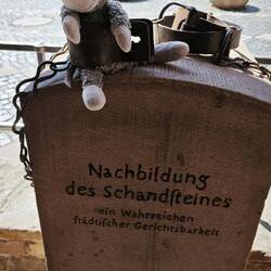 Am Rathaus.....
