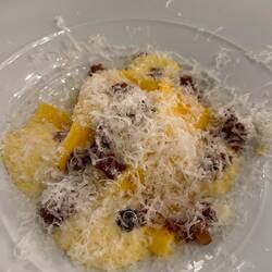 Pasta with pecorino from Sardinia, guancale, parm cream