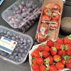 Als erstes in D habe ich mir frisches Obst gekauft