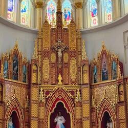 The very ornate and enormous altarpiece