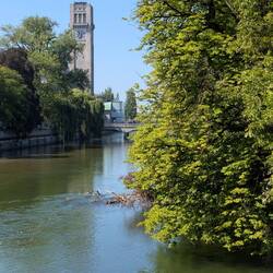 Und schon sind wir an der Isar.