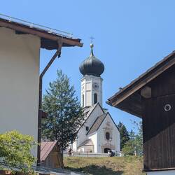 Die Kirche von Jachenau.