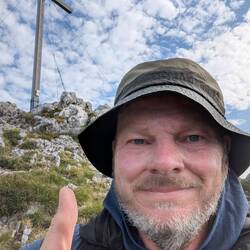 Und "schon" bin ich auf dem Gipfel der Benediktenwand auf 1.800 m.