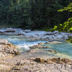 Hier kann man im Rißbach ein Bad zur Abkühlung nehmen.