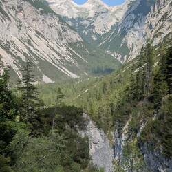 Auch hier immer wieder schöne Aussichten.