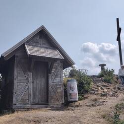 Schöne Hütte am Spitzfelsen