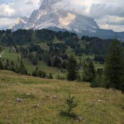 Der Monte Pelmo in den Wolken