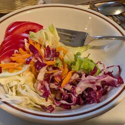 Zwischendurch: Salat