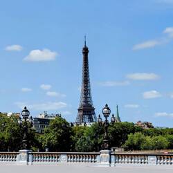 Ever present, Le Tour Eiffel