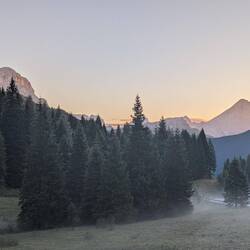 Der Ausblick aus meinem Bettenlagerfenster am Morgen.