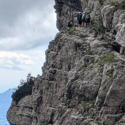 Der Klettersteig ist ganz schön aufgesetzt.