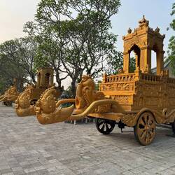Ceremonial chariots reminded us of our friend Liam's golden car.