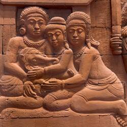 Wall detail. Reminded me of when we visited Borobudur in Java: made us both smile.