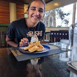 Look at the size of this breakfast!