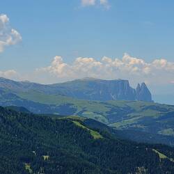 Blick zur SeiserAlm und der Santner Spitze