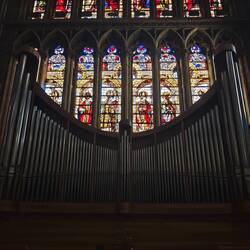 Pipe organ