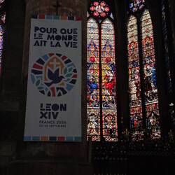 Pope will visit France Sept 26-28 教皇将于9月26-28日访问法国