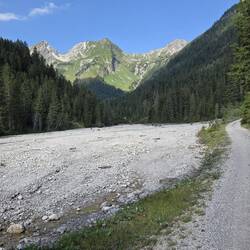 Lange sahs so aus - da hinten sind wir noch ziemlich weit hoch gegangen