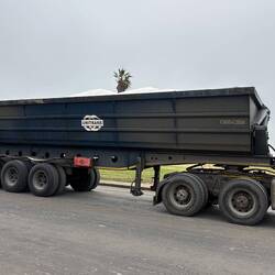 Transport zum Hafen