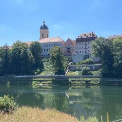 Pretty castle coming into town