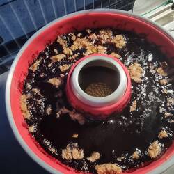 Das mit dem Crumble hat nicht so recht geklappt. Lecker ist es allemal.