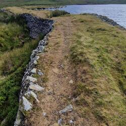 Closer view of the top of Llyn Fyrddon Fawr dam
