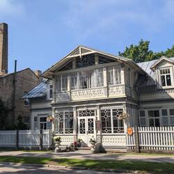 Schöne Häuser in Jurmala