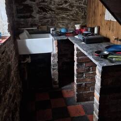 Claerddu bothy kitchen