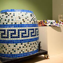 Traditional Uzbek tandyr; clay oven central to Uzbek cuisine for bread and stuffed pastries — MuNe.