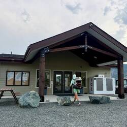 Wir sind zum Glück 20 Minuten vor Ladenschluss beim Shop des RV-Parks angekommen. 🙏🏻