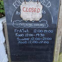 Towy Bridge Inn opening times