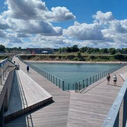 Der Pier bildet ein Dreieck
