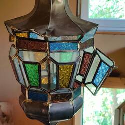 Zerbeulte Lampe