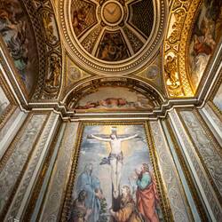Chapel of the Crucifixion ... altar fresco by Pietro da Cortona ... Palazzo Barberini — Roma, Italy.