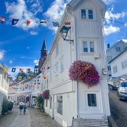 Das schmalste Haus Norwegens. Und ich lief durch die Gasse und dachte, ja, wo ist es denn bloß? 😅