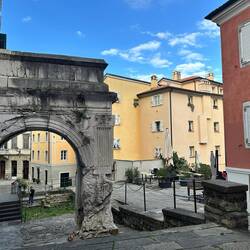 Arco di Riccardo, built in 33-32 BC.