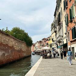 We loved this neighbourhood, a slice of everday Venetian life.