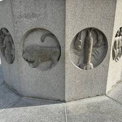Löwe, Krebs