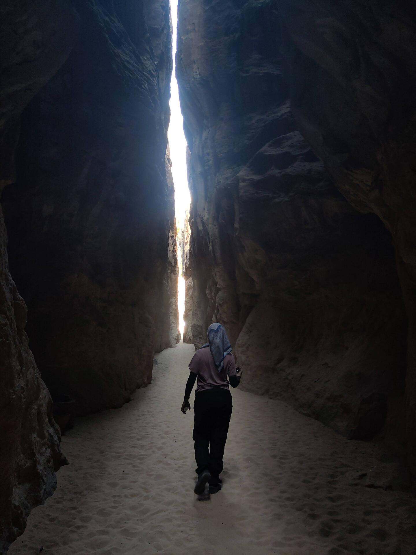 Walking to a café, hidden in the rocks