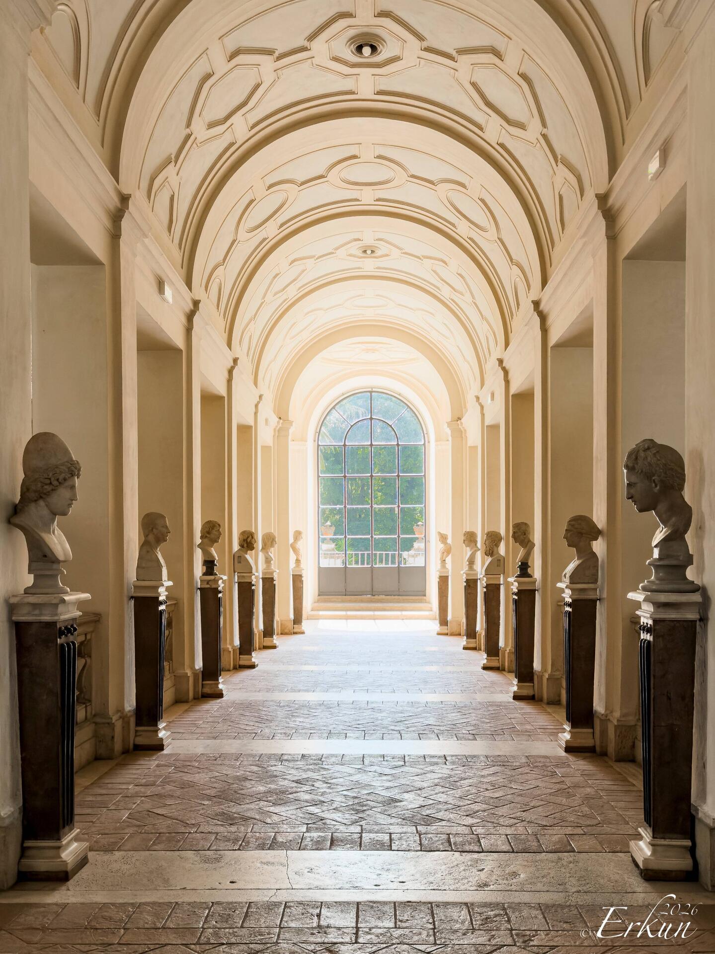 Gallery on piano nobile (main floor) — Palazzo Corsini, Roma.
