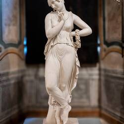"Dancer with Finger on Her Chin" (Luigi Bienamé after Antonio Canova) — Palazzo Corsini, Roma.