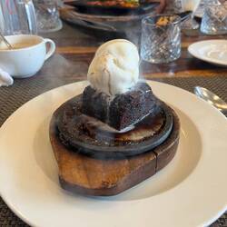 Extrem leckerer heißer chocolate brownie 🤤