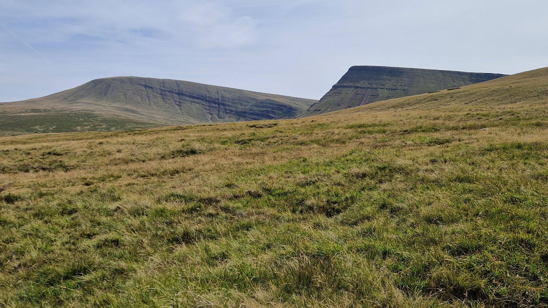 Approaching the Carmarthen Fans