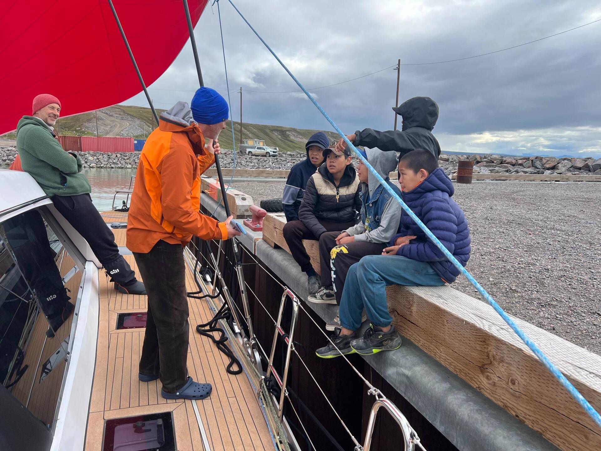 Drying the gennaker and connecting to the locals on the dock.