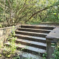More random derelict