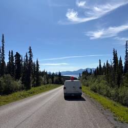 Strass nach Atlin