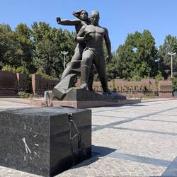 Tashkent - Monument of Courage, remembering 1966 earthquake