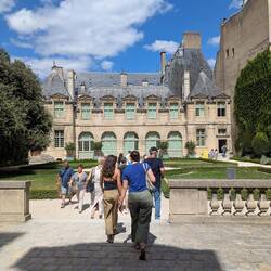 Gartenfassade des Hôtel de Sully