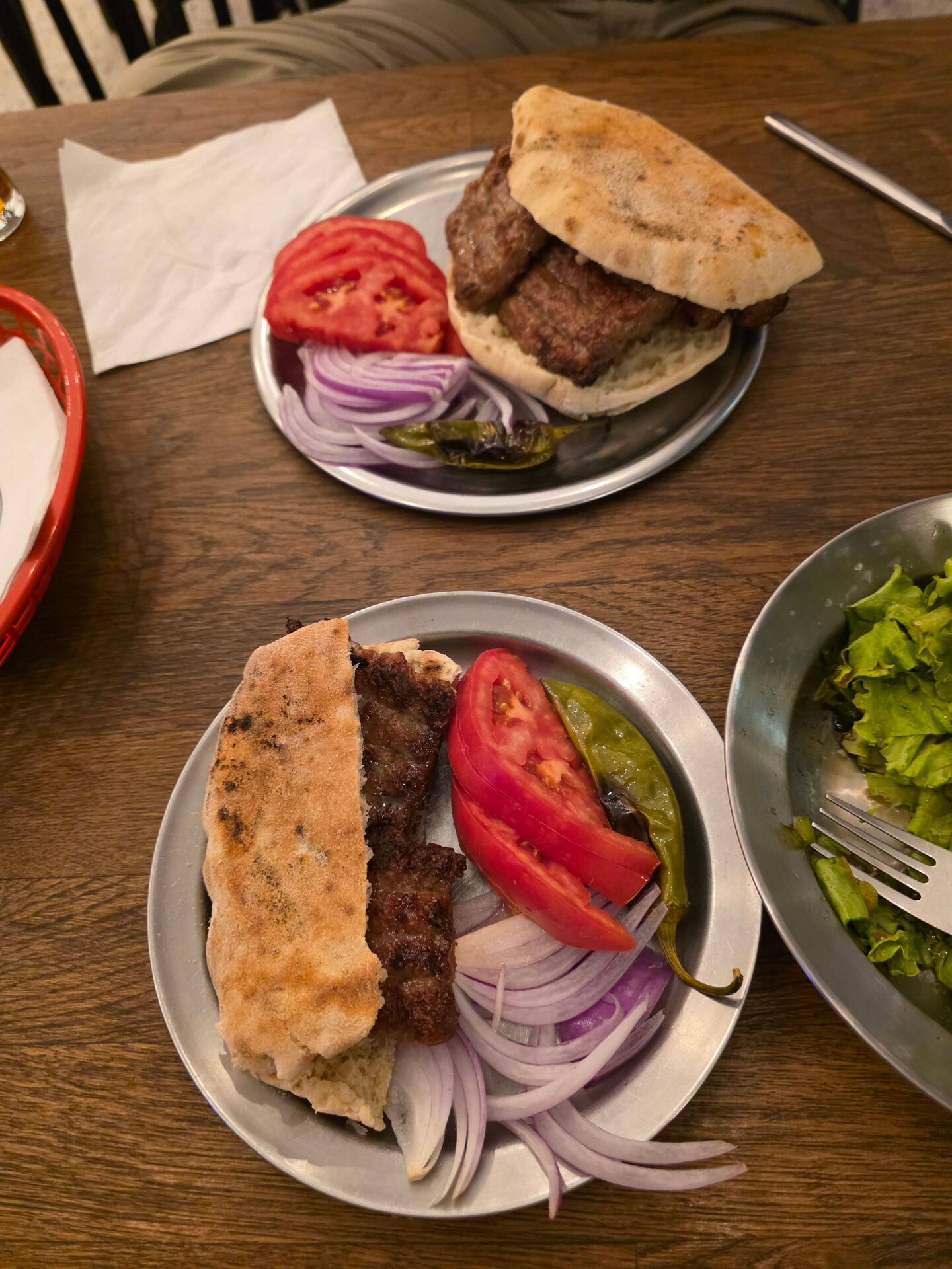 Jugoslawische "Burger"