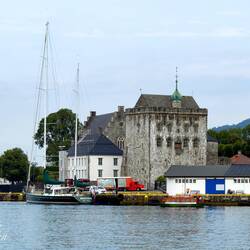 Glimpse of the Rosenkrantz Tower ... which is part of Bergenhus Fortress — Bergen, Norway.